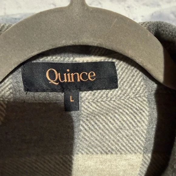 Women’s Quince The Stretch Sweater Fleece, Buffalo Plaid Shirt, Size Large - Picture 5 of 5